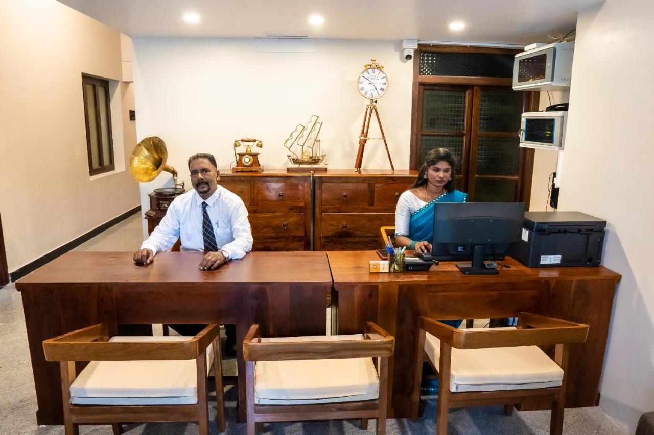 Palais De Pondichery Bagian luar foto